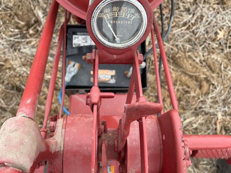 farmall-super-c-narrow-front-image-27