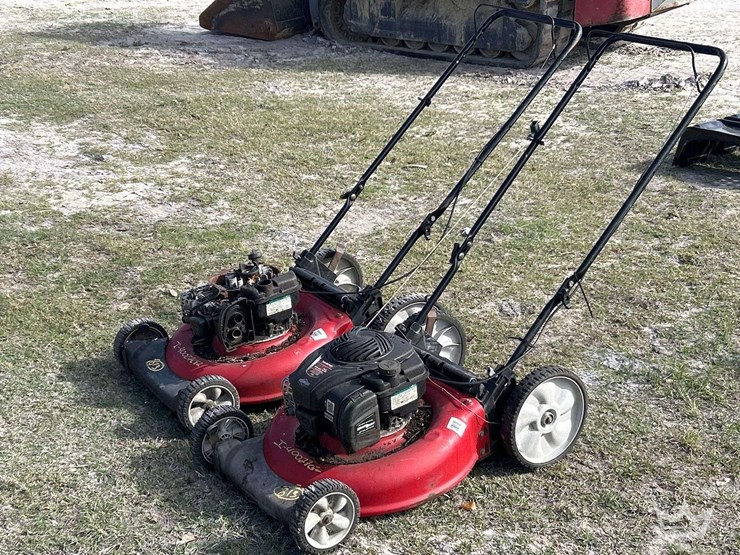 lot-of-2-yard-machines-push-mowers-image-1