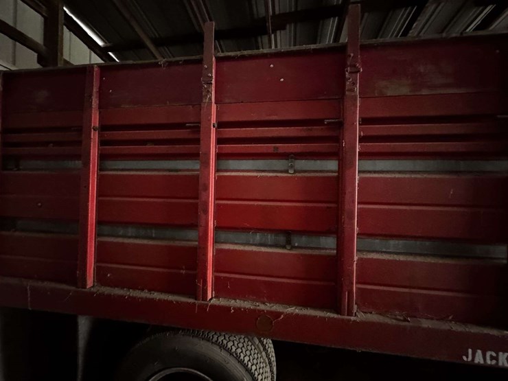 1964-international-loadstar-image-11