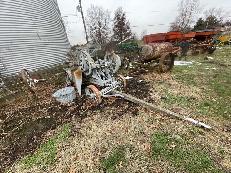 vintage-bale-press-on-steel-image-7