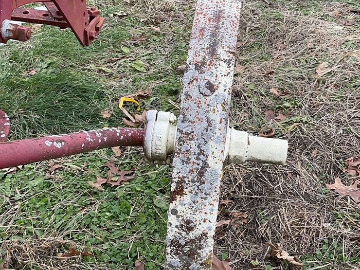 2-bottom-plow-on-steel-image-13