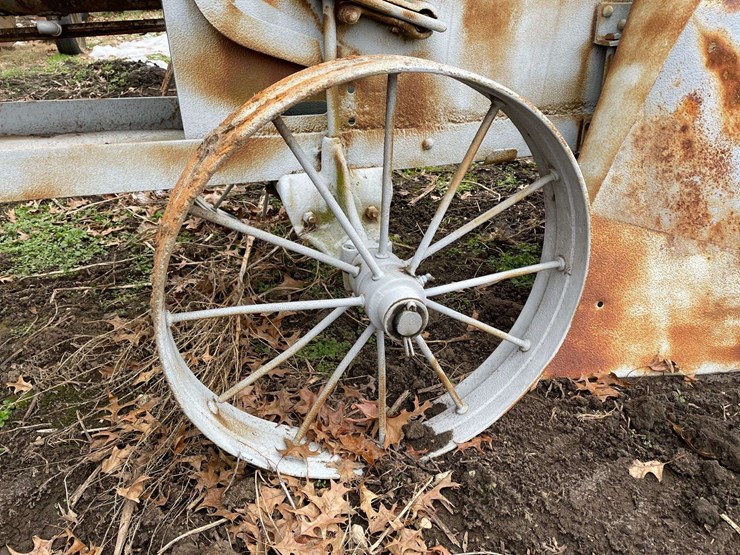 vintage-bale-press-on-steel-image-24