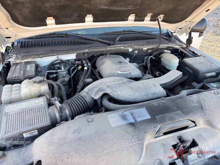 chevrolet-tahoe-image-9