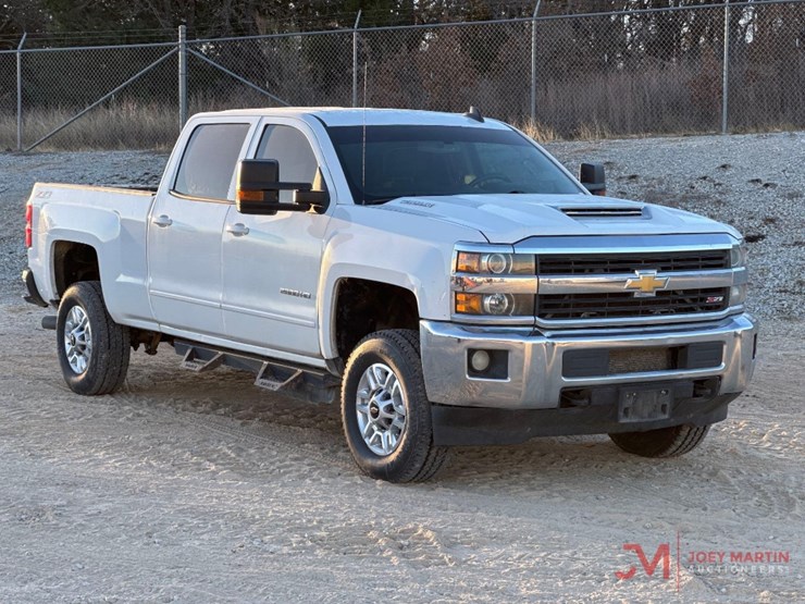 chevrolet-2500-image-1