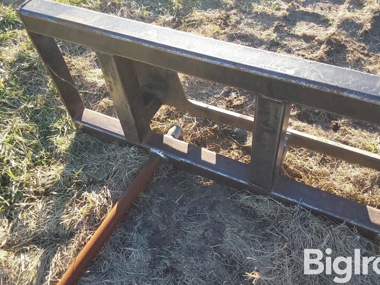 bale-spear-skid-steer-attachment-image-17