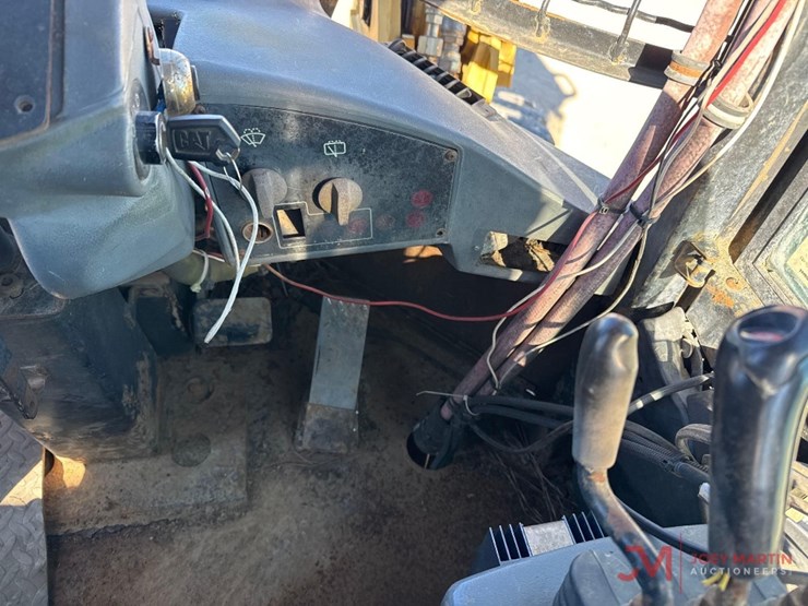 caterpillar-it28g-image-24