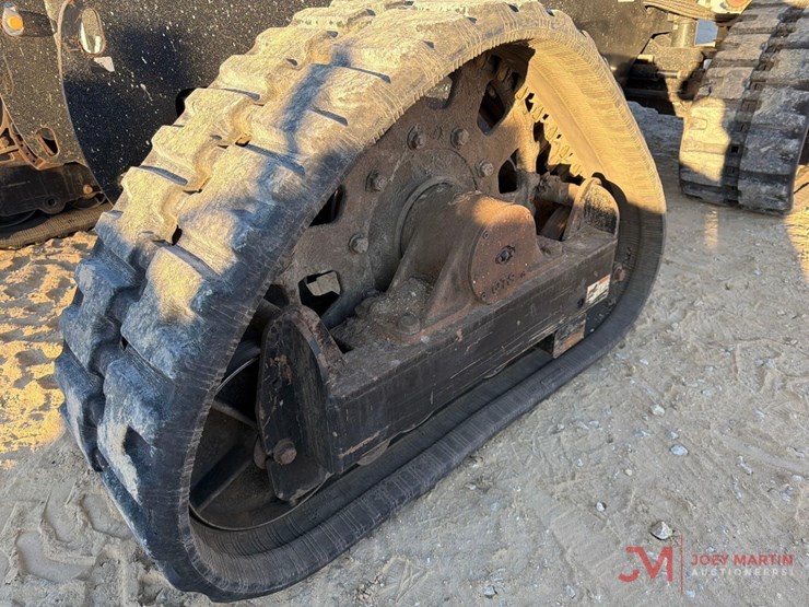 2018-genie-s65-trax-image-12