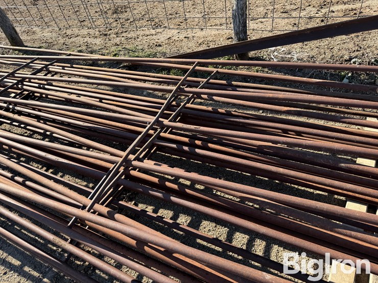 20'-5-bar-continuous-fence-panels-image-10