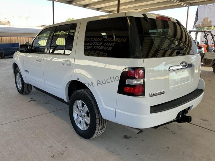 ford-explorer-image-5