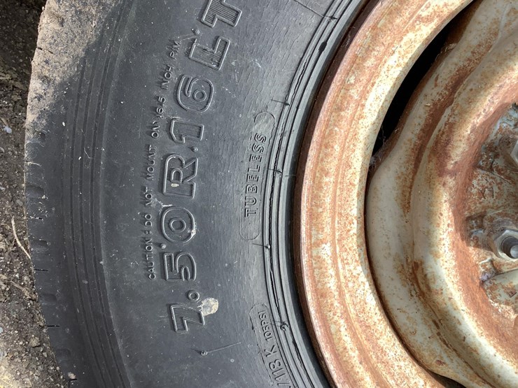 1979-neckover-t/a-24'-livestock-trailer-image-20