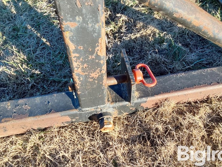 3-pt-mounted-bale-spear-image-12