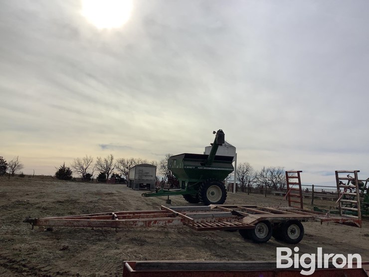 donahue-model-1000-t/a-implement-trailer-image-8