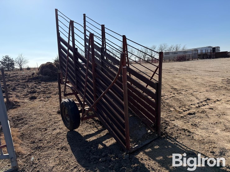 shop-built-10'-portable-loading-chute-image-3