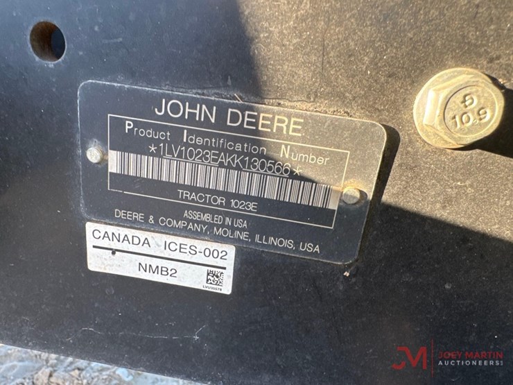john-deere-1023e-image-17