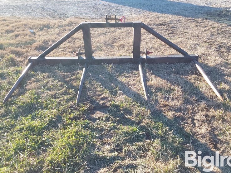 3-pt-mounted-bale-spear-image-2