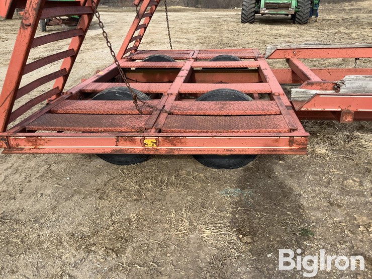 donahue-swather-trailer-image-11