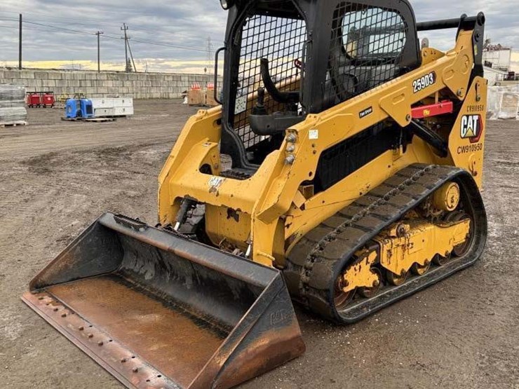 2021-caterpillar-259d3-image-1