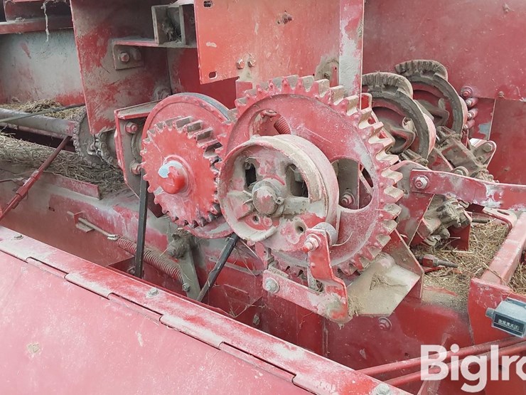 new-holland-575-image-20