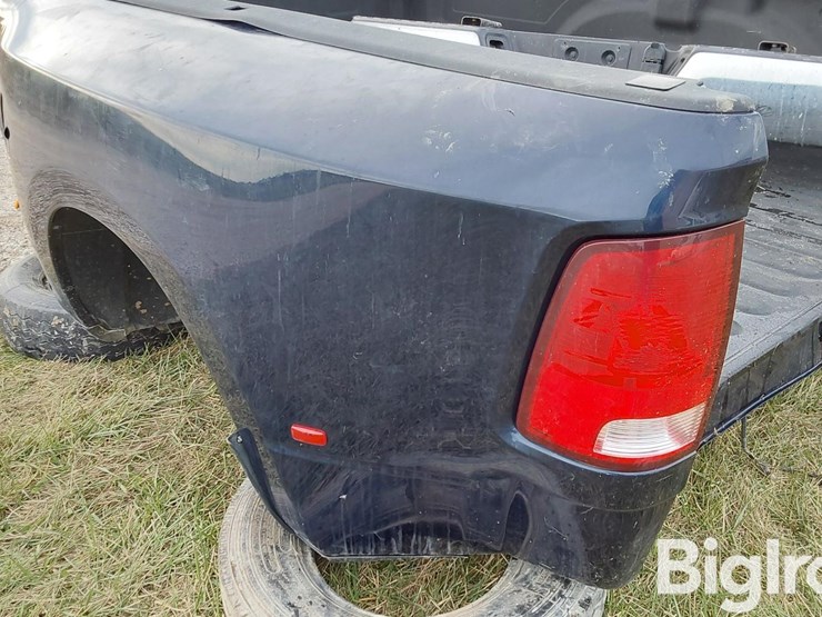 2014-ram-3500-hd-image-17