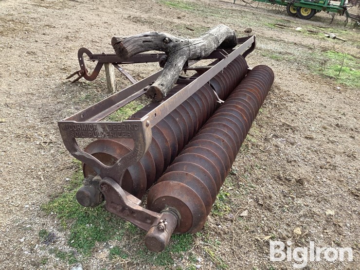 mccormick-deering-10'-soil-pulverizer-image-9
