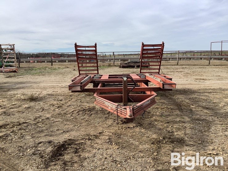 donahue-swather-trailer-image-2