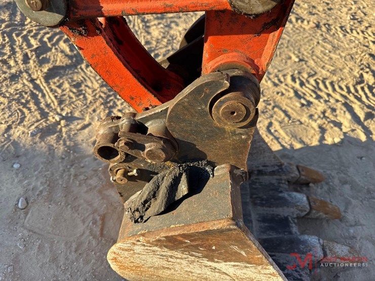 kubota-u27-4-image-11