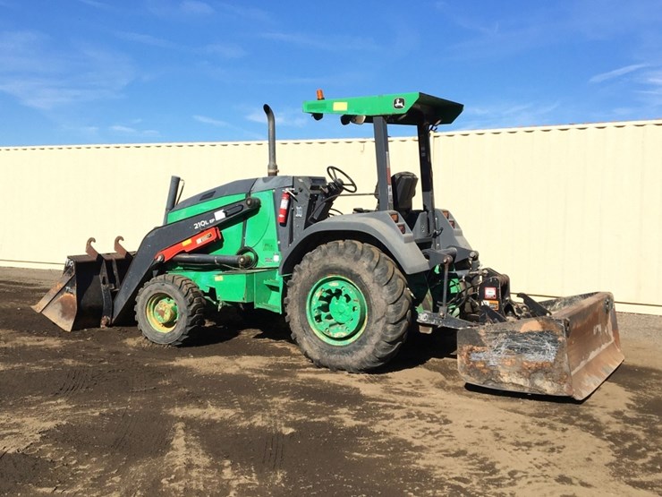 2016-deere-210lep-image-4