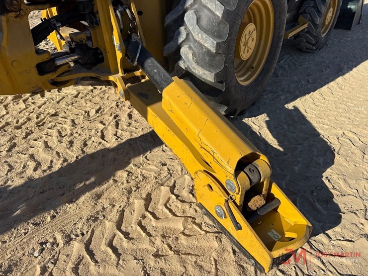 caterpillar-420-xe-image-21