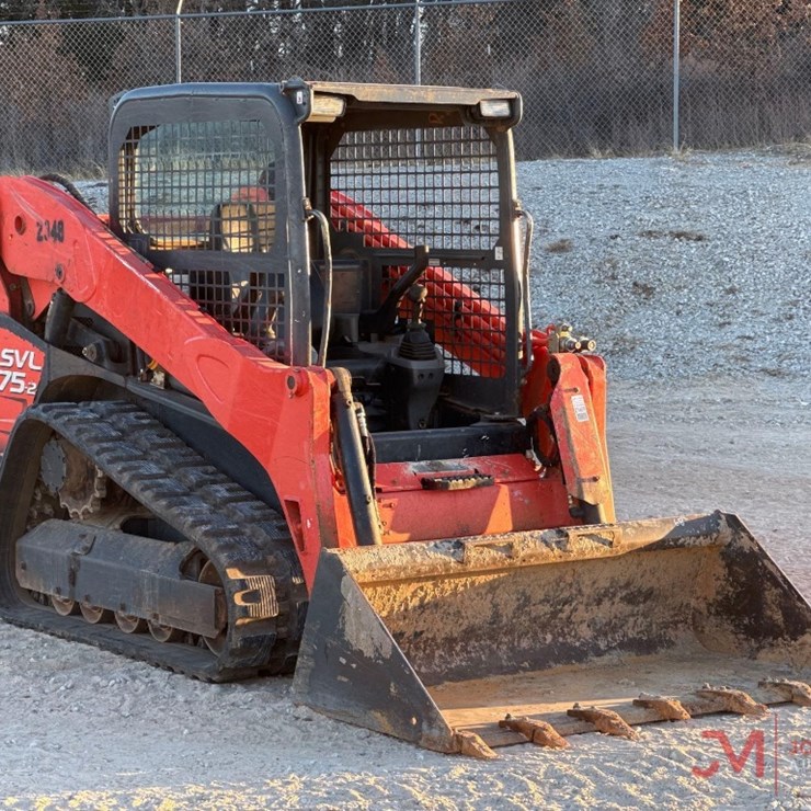 KUBOTA SVL75-2