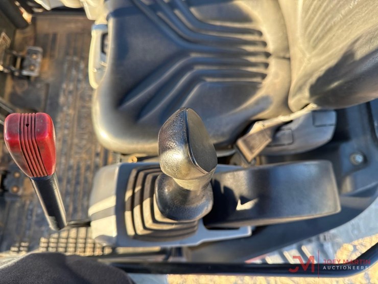 kubota-u27-4-image-21