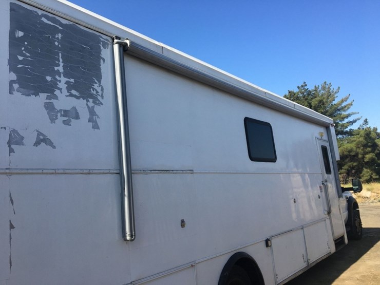 ford-f550-xl-image-20