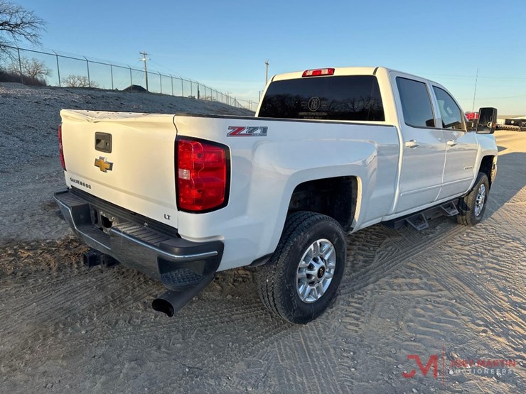 chevrolet-2500-image-2