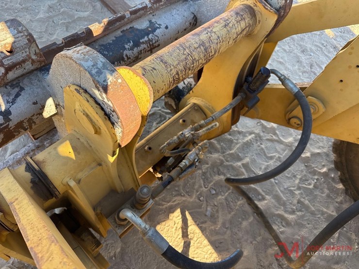 caterpillar-it28g-image-6