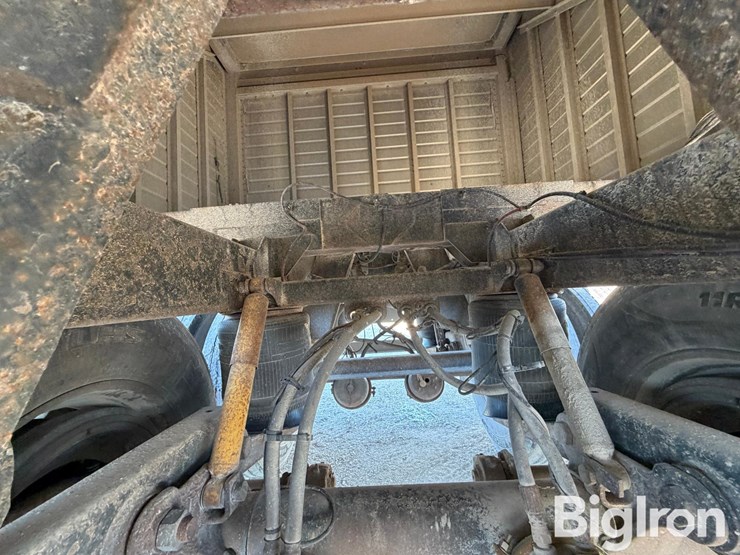 2004-timpte-super-hopper-image-14