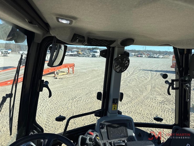 caterpillar-420-xe-image-28