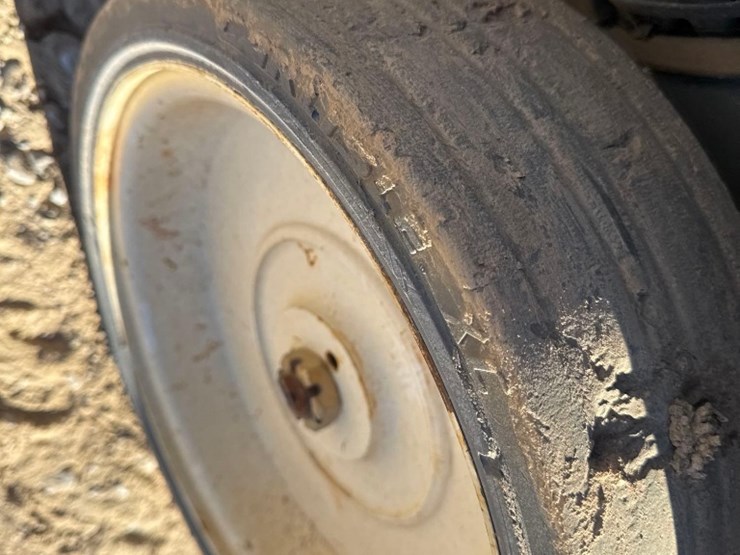 2021-skyjack-sj3226-electric-scissor-lift-image-6