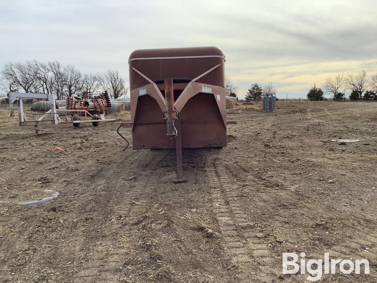 1979-neckover-t/a-24'-livestock-trailer-image-2