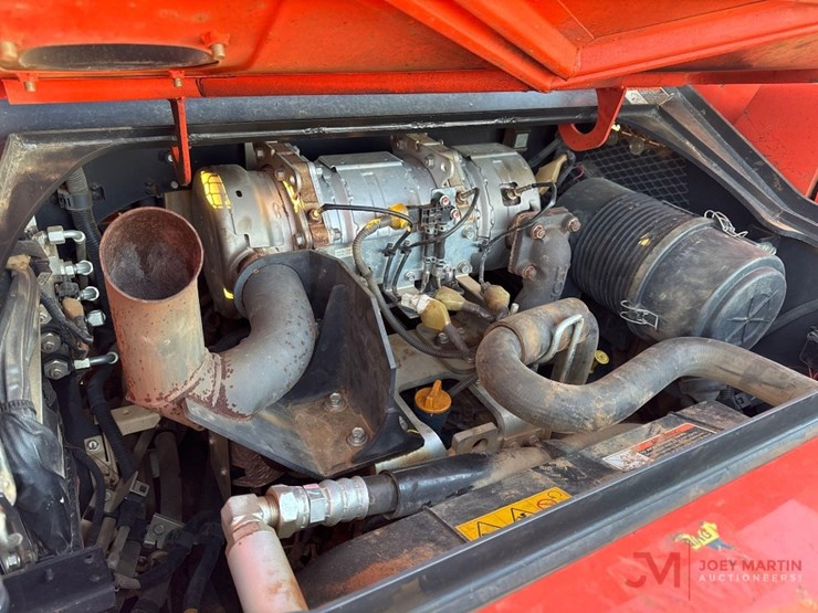 kubota-svl75-2-image-9