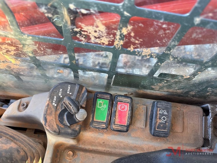 kubota-svl97-2-image-16