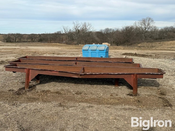 14'-steel-feed-bunks-image-6
