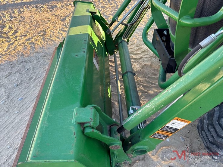 john-deere-1023e-image-5