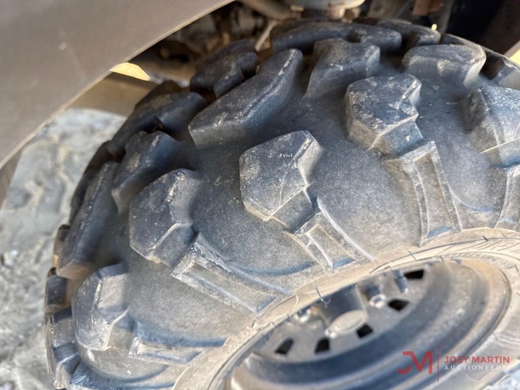 2020-ingersoll-rand-club-car-carry-all-utv-image-11