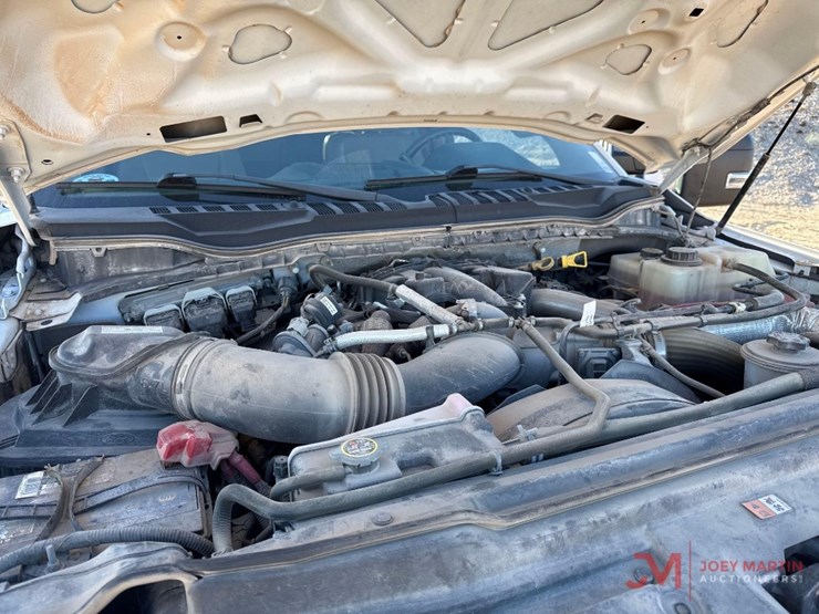 ford-f350-xl-image-32