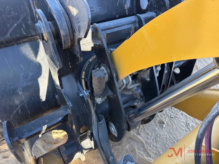 caterpillar-420-xe-image-9