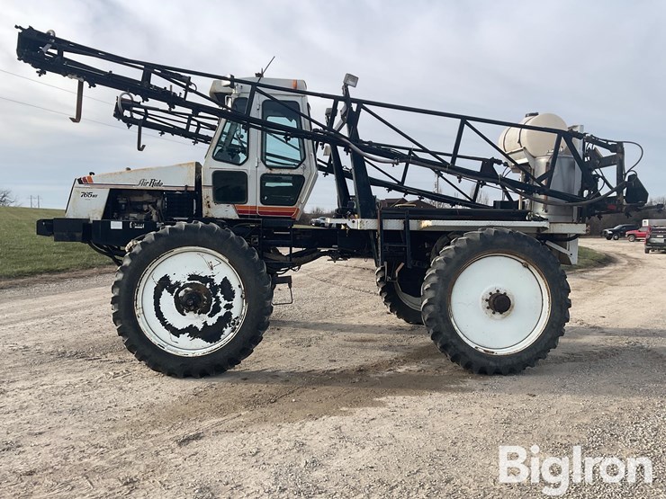 willmar-765ht-image-8