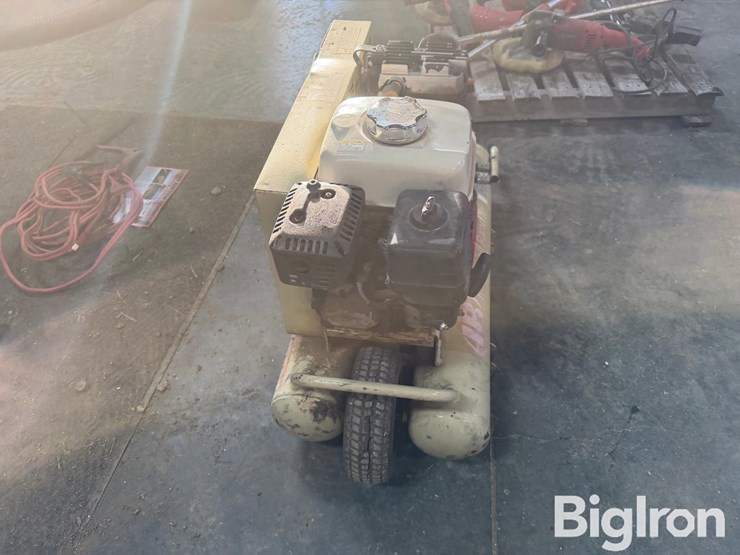 ingersoll-rand-gas-powered-air-compressor-image-4