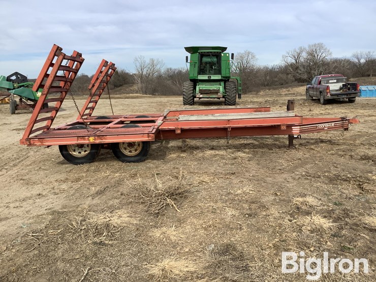 donahue-swather-trailer-image-4