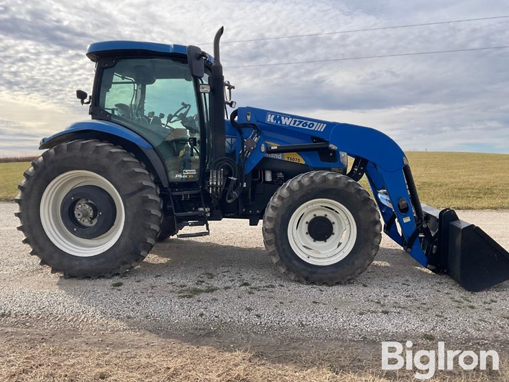 new-holland-t6070-plus-image-4