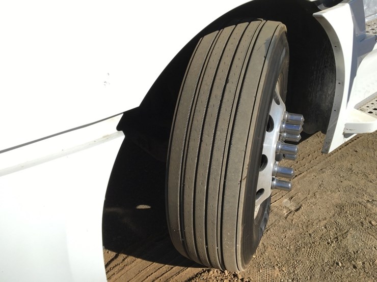 2023-freightliner-cascadia-truck-tractor,-image-11