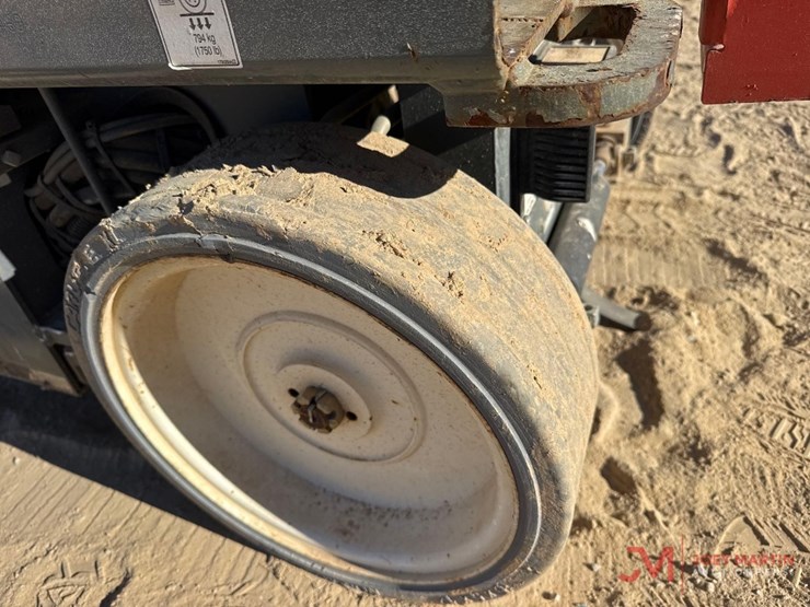 2021-skyjack-sj3226-electric-scissor-lift-image-7